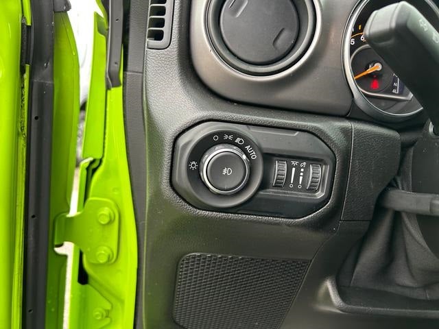 2021 Jeep Wrangler Willys 4X4