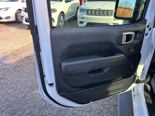 2021 Jeep Wrangler Unlimited Sahara Altitude 4x4