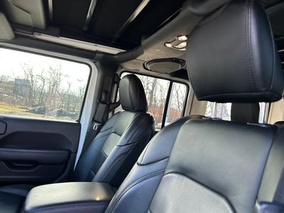 2021 Jeep Wrangler Unlimited Sahara Altitude 4x4