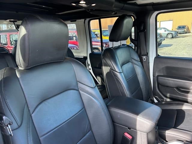 2021 Jeep Wrangler Unlimited Sahara Altitude 4x4