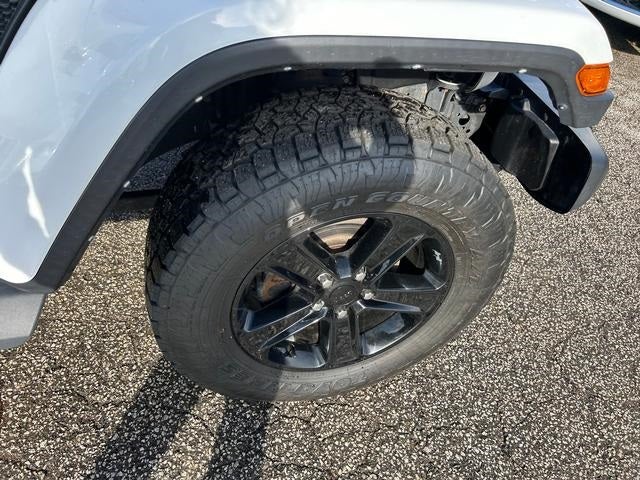 2021 Jeep Wrangler Unlimited Sahara Altitude 4x4