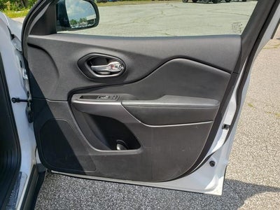 2022 Jeep Cherokee Latitude Lux 4x4