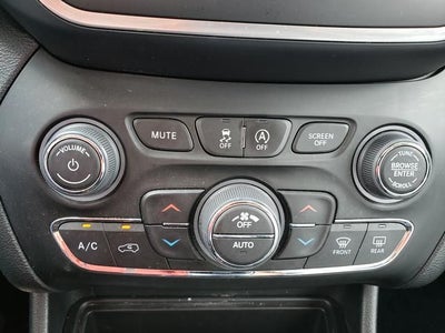 2022 Jeep Cherokee Latitude Lux 4x4