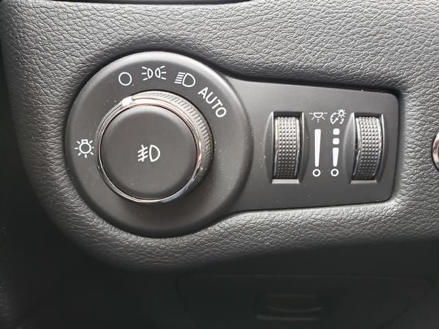 2022 Jeep Cherokee Latitude Lux 4x4