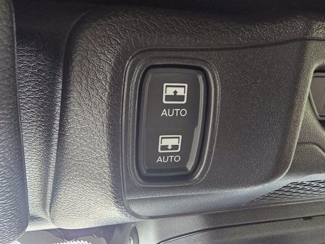 2027 Jeep Wrangler WRANGLER 4-DOOR SPORT S