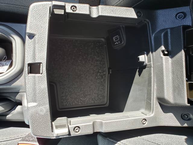 2027 Jeep Wrangler WRANGLER 4-DOOR SPORT S