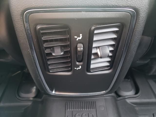 2021 Jeep Grand Cherokee Laredo E 4x4