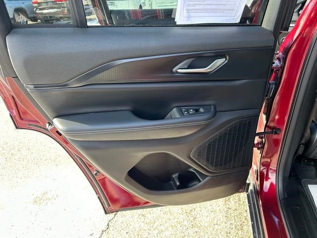 2023 Jeep Grand Cherokee Laredo 4x4