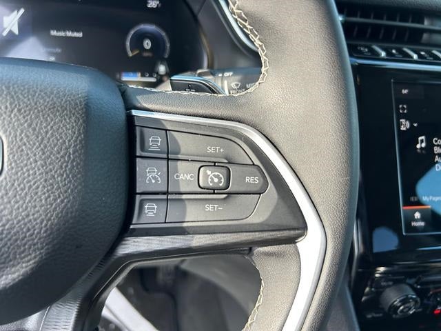 2023 Jeep Grand Cherokee Laredo 4x4