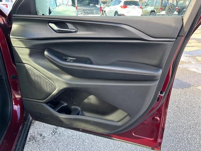 2023 Jeep Grand Cherokee Laredo 4x4