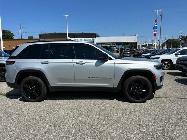 2023 Jeep Grand Cherokee Altitude 4x4