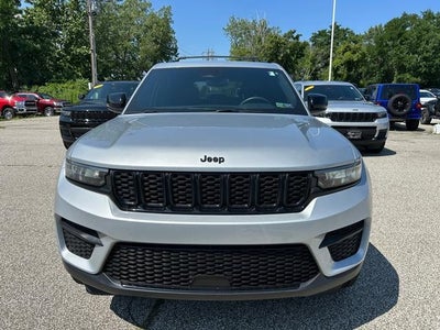 2023 Jeep Grand Cherokee Altitude 4x4