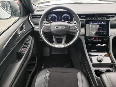 2024 Jeep Grand Cherokee Laredo X 4x4