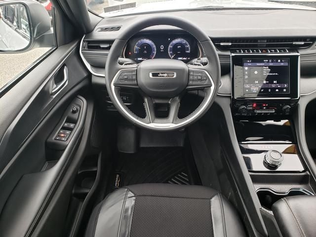 2024 Jeep Grand Cherokee Laredo X 4x4