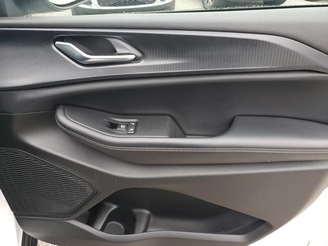 2024 Jeep Grand Cherokee Laredo X 4x4