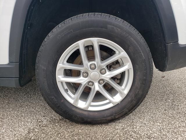 2024 Jeep Grand Cherokee Laredo X 4x4