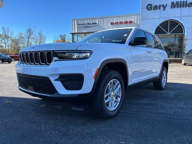 2025 Jeep Grand Cherokee GRAND CHEROKEE LAREDO X 4X4