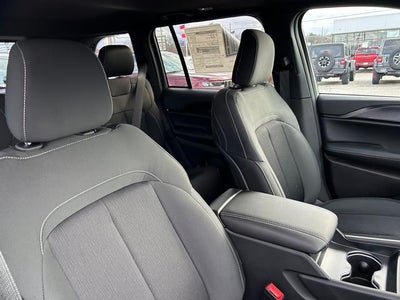 2025 Jeep Grand Cherokee GRAND CHEROKEE LAREDO X 4X4