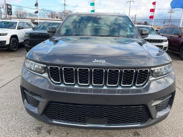 2025 Jeep Grand Cherokee GRAND CHEROKEE LAREDO X 4X4