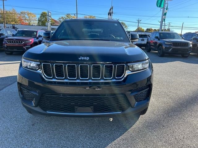 2025 Jeep Grand Cherokee GRAND CHEROKEE LAREDO X 4X4