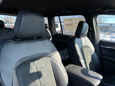 2026 Jeep Grand Cherokee GRAND CHEROKEE LAREDO ALTITUDE 4X4