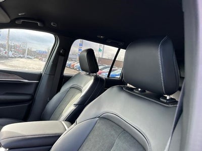 2026 Jeep Grand Cherokee GRAND CHEROKEE LAREDO ALTITUDE 4X4