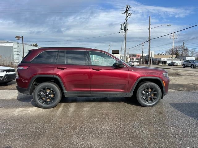 2026 Jeep Grand Cherokee GRAND CHEROKEE LAREDO ALTITUDE 4X4