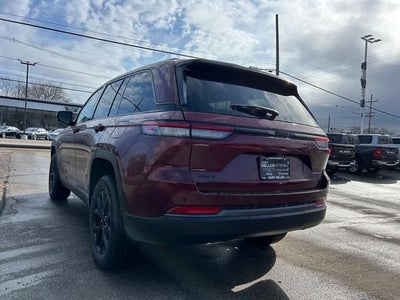 2026 Jeep Grand Cherokee GRAND CHEROKEE LAREDO ALTITUDE 4X4