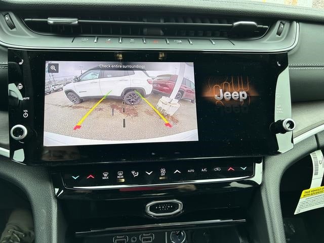 2026 Jeep Grand Cherokee GRAND CHEROKEE LAREDO ALTITUDE 4X4