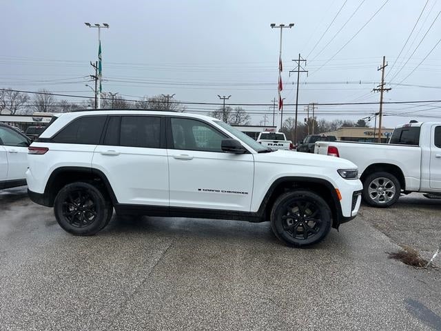 2026 Jeep Grand Cherokee GRAND CHEROKEE LAREDO ALTITUDE 4X4