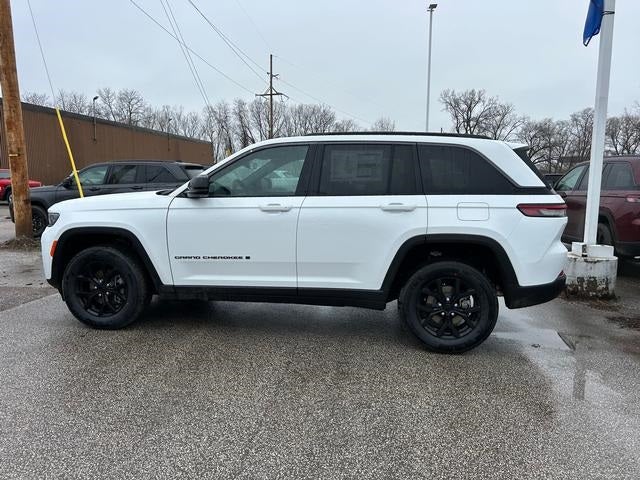 2026 Jeep Grand Cherokee GRAND CHEROKEE LAREDO ALTITUDE 4X4