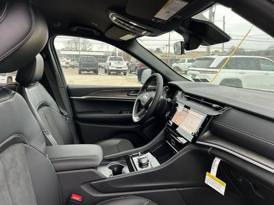 2026 Jeep Grand Cherokee GRAND CHEROKEE LAREDO ALTITUDE 4X4