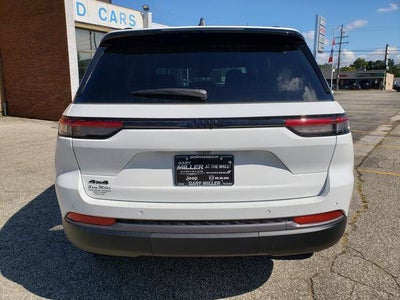2027 Jeep Grand Cherokee GRAND CHEROKEE LAREDO ALTITUDE 4X4