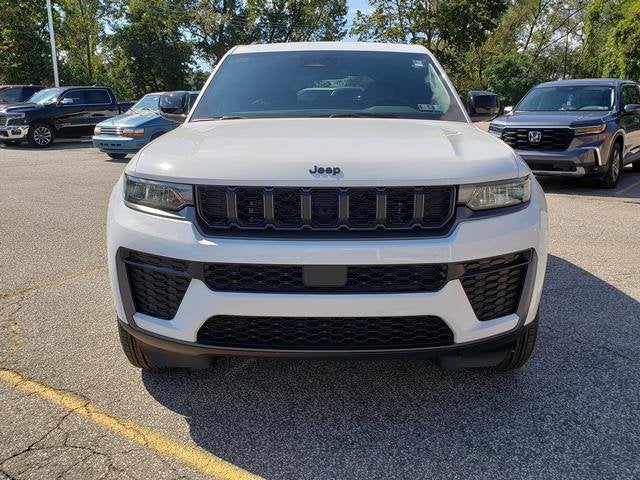 2027 Jeep Grand Cherokee GRAND CHEROKEE LAREDO ALTITUDE 4X4