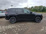 2027 Jeep Grand Cherokee GRAND CHEROKEE LAREDO ALTITUDE 4X4