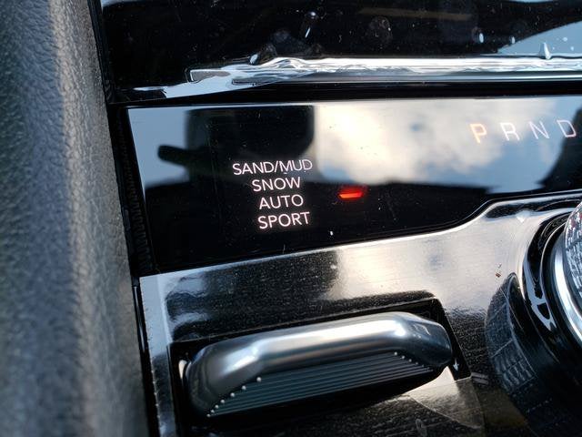2027 Jeep Grand Cherokee GRAND CHEROKEE LAREDO ALTITUDE 4X4