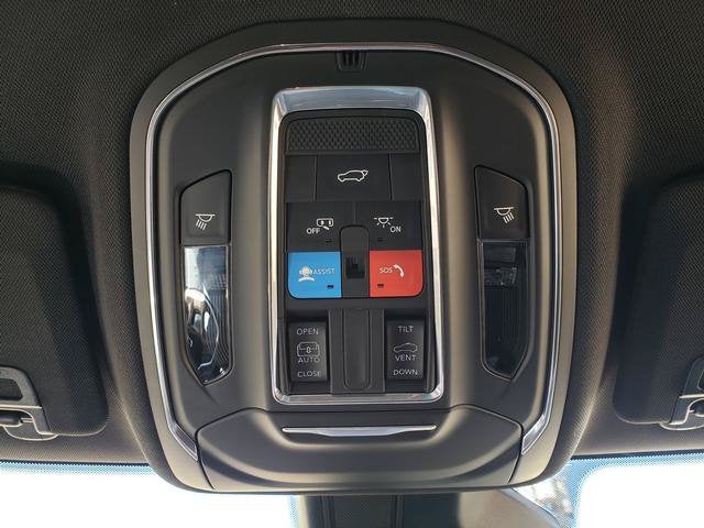 2027 Jeep Grand Cherokee GRAND CHEROKEE LAREDO ALTITUDE 4X4