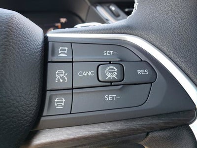 2027 Jeep Grand Cherokee GRAND CHEROKEE LAREDO ALTITUDE 4X4