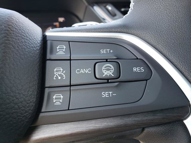 2027 Jeep Grand Cherokee GRAND CHEROKEE LAREDO ALTITUDE 4X4