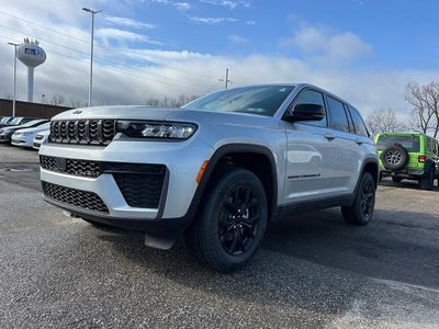 2026 Jeep Grand Cherokee GRAND CHEROKEE LAREDO ALTITUDE 4X4