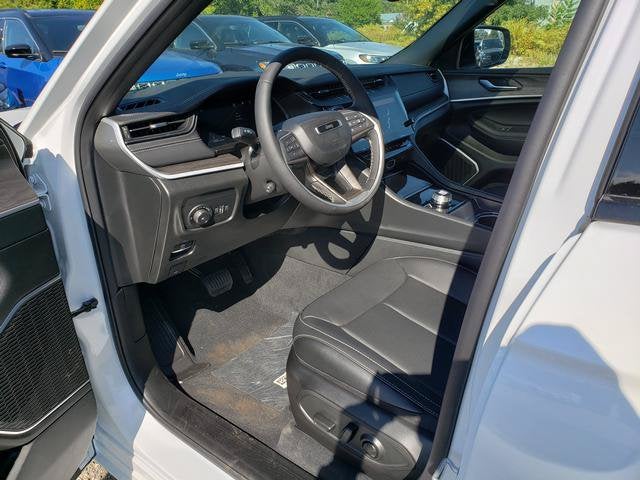 2027 Jeep Grand Cherokee GRAND CHEROKEE LIMITED RESERVE 4X4