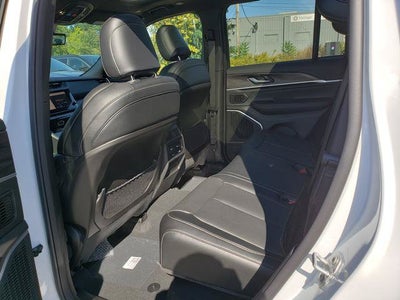 2027 Jeep Grand Cherokee GRAND CHEROKEE LIMITED RESERVE 4X4