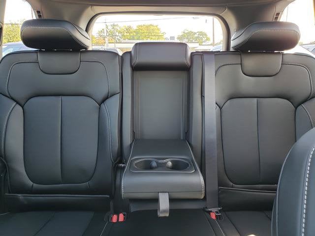 2027 Jeep Grand Cherokee GRAND CHEROKEE LIMITED RESERVE 4X4