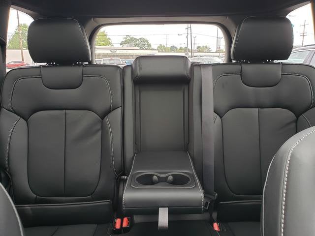 2027 Jeep Grand Cherokee GRAND CHEROKEE LIMITED RESERVE 4X4