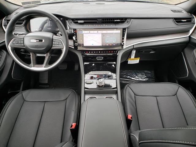 2027 Jeep Grand Cherokee GRAND CHEROKEE LIMITED RESERVE 4X4