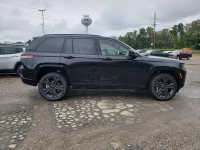 2027 Jeep Grand Cherokee GRAND CHEROKEE LIMITED RESERVE 4X4