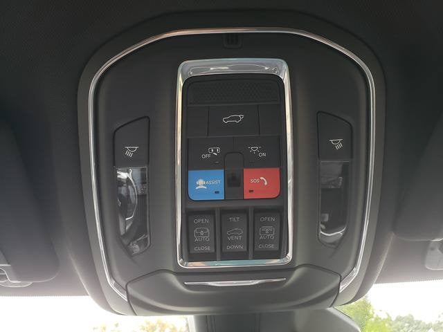 2027 Jeep Grand Cherokee GRAND CHEROKEE LIMITED RESERVE 4X4