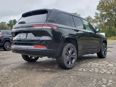 2027 Jeep Grand Cherokee GRAND CHEROKEE LIMITED RESERVE 4X4