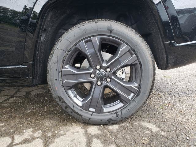 2027 Jeep Grand Cherokee GRAND CHEROKEE LIMITED RESERVE 4X4