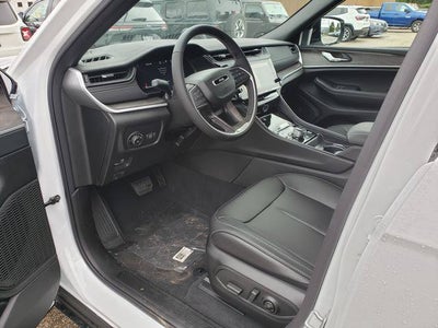 2027 Jeep Grand Cherokee GRAND CHEROKEE LIMITED 4X4